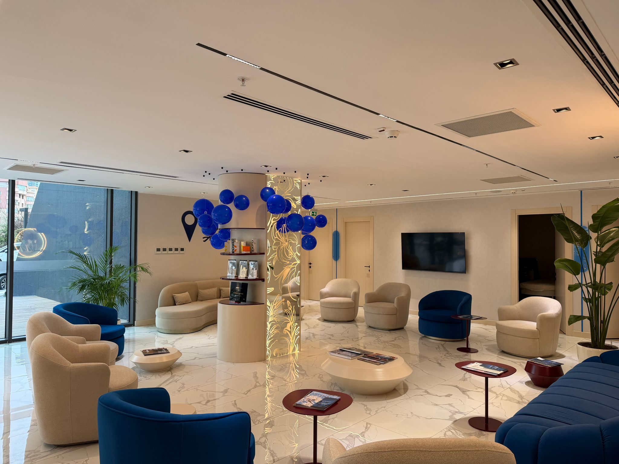 Orta kısmı gözüken resim