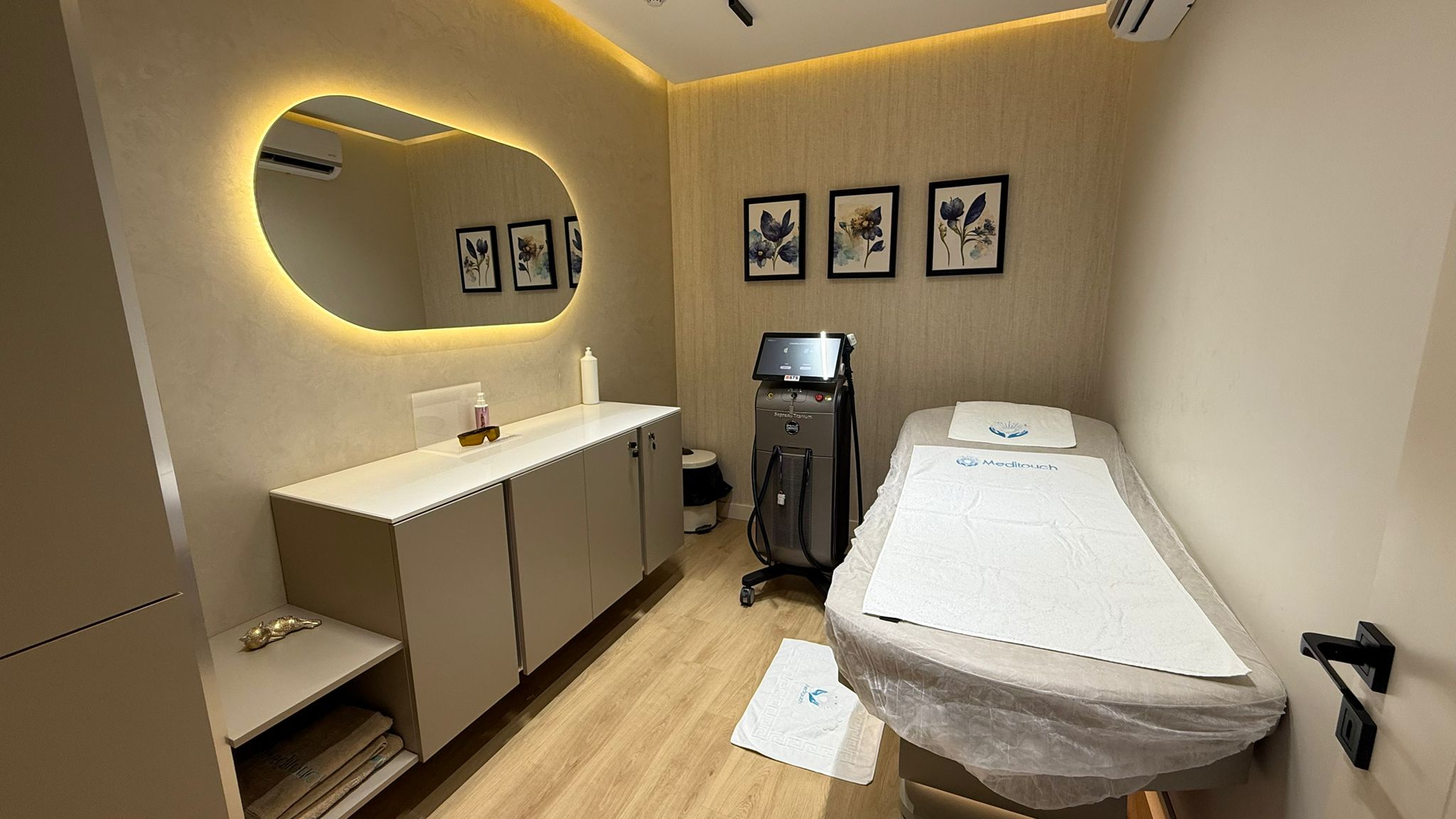 Orta kısmı gözüken resim